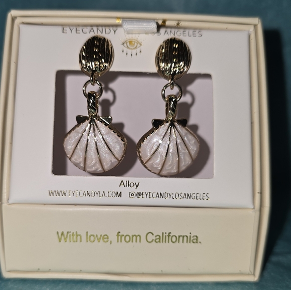 EyeCandy LA Shell Earrings - Picture 1 of 2